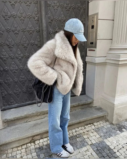 Nia | Women Faux Fur Coat