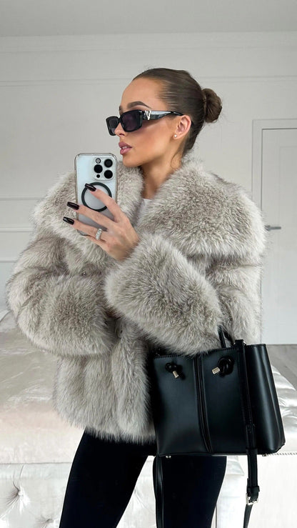 Nia | Women Faux Fur Coat